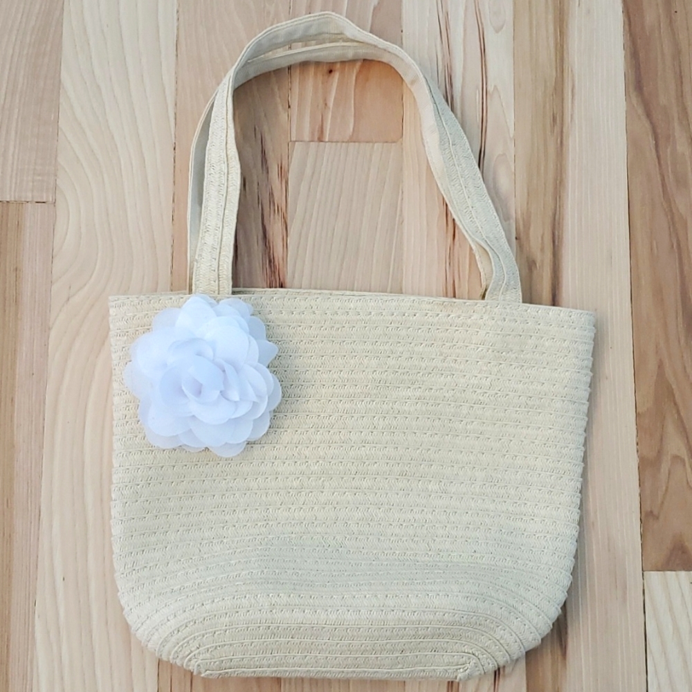 GYMBOREE White Flower Purse Handbag